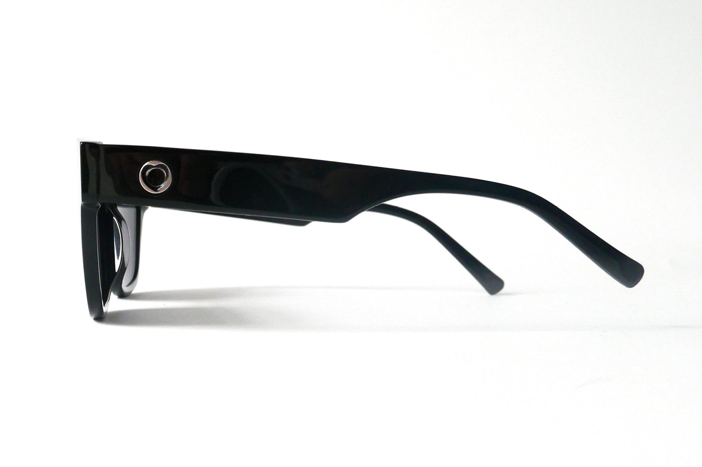 Zharm Sunglasses Square - handmade acetate from Mazzucchelli